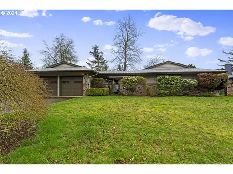 2210 NE Francis Ct, Gresham, OR 97030 photo 1