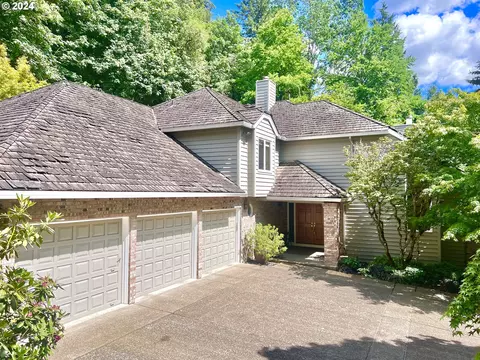 18560 Westview Dr, Lake Oswego, OR 97034