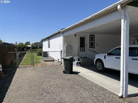 350 SE Fourth St, Irrigon, OR 97844