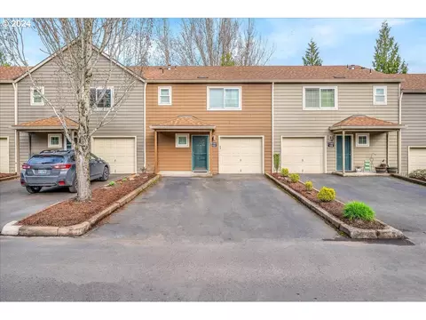 7163 SW Sagert St #105, Tualatin, OR 97062