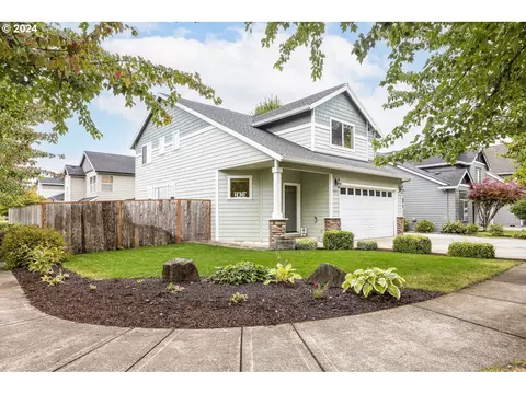 1917 NW Cottonwood Dr, Mcminnville, OR 97128