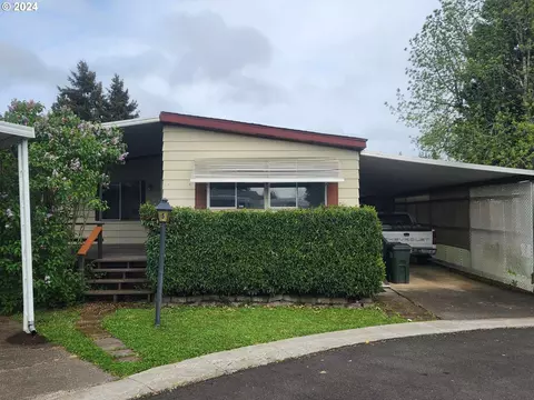 1225 W 10th Ave #5, Junction City, OR 97448