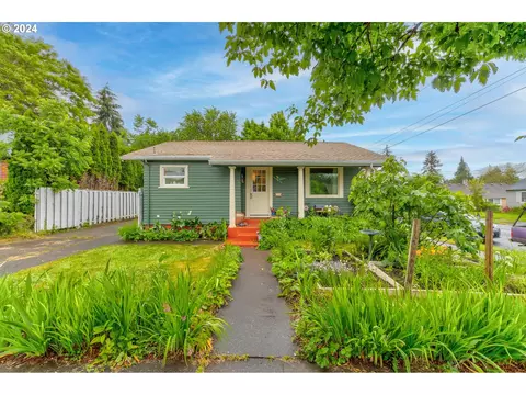 1914 E 29th St, Vancouver, WA 98663