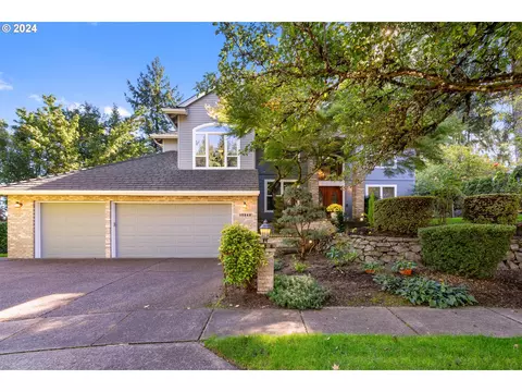 10844 SW Nutcracker Ct, Beaverton, OR 97007
