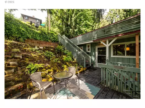8767 NW Springville Rd, Portland, OR 97231