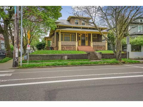 3905 N Vancouver Ave, Portland, OR 97227