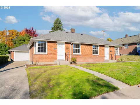 1008 W 39th St, Vancouver, WA 98660