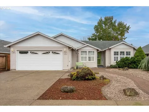 15301 NE 77th St, Vancouver, WA 98682