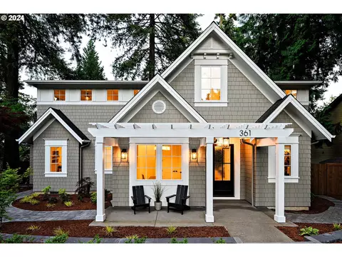361 10th St, Lake Oswego, OR 97034