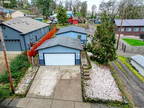 502 S 6th St, Springfield, OR 97477 photo 38