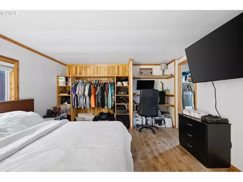 502 S 6th St, Springfield, OR 97477 photo 21