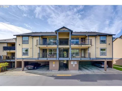 283 SE 162nd Ave #204, Portland, OR 97233