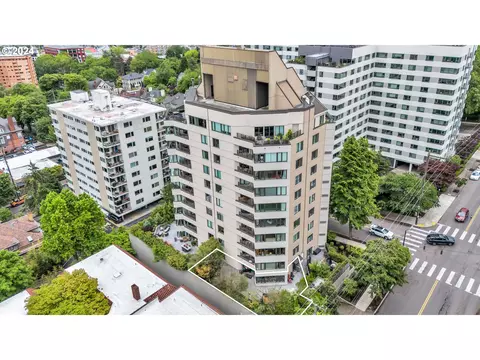 2245 SW Park Pl #1A, Portland, OR 97205