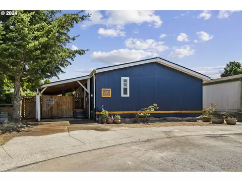 20687 NE Crestview Dr, Fairview, OR 97024