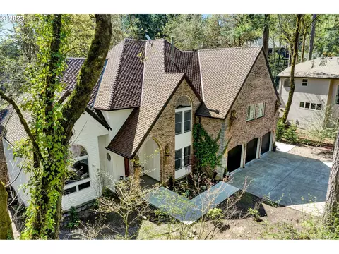 15203 Lily Bay Ct, Lake Oswego, OR 97034