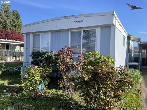 2150 Laura St #31, Springfield, OR 97477