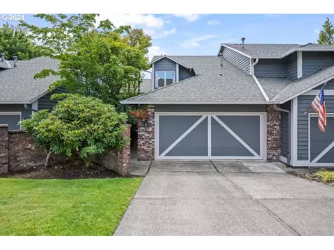 2094 Sunray Cir, West Linn, OR 97068