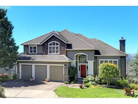 1939 NW Jasmine Ln, Portland, OR 97229
