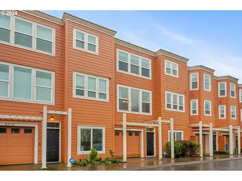 4914 SW View Point Ter, Portland, OR 97239
