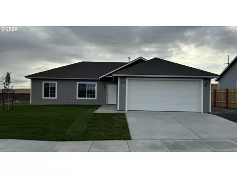 2950 Quail Ave, Umatilla, OR 97882