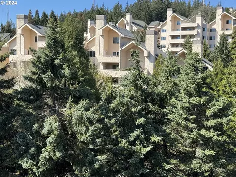 6645 W Burnside #527, Portland, OR 97210