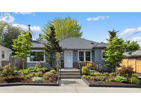 8030 SE Madison St, Portland, OR 97215
