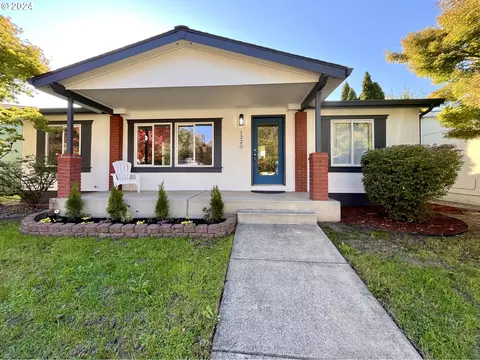 1320 David Ave, Eugene, OR 97401