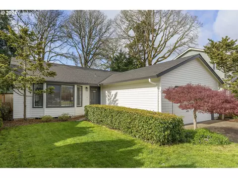 16750 NW Meadow Grass Ct, Beaverton, OR 97006