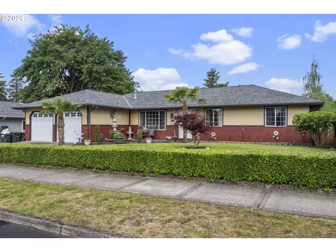 2755 SE Meadow Lark Dr, Hillsboro, OR 97123