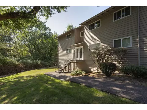 11377 SW Springwood Dr #34, Portland, OR 97223
