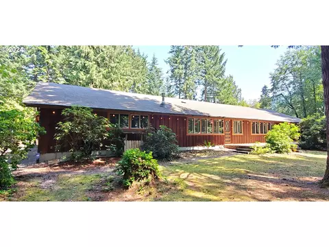 68685 E Huckleberry Dr, Welches, OR 97067