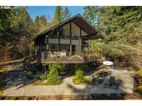1870 S Palatine Hill Rd, Portland, OR 97219