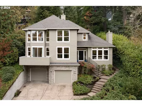4152 SW Washouga Ave, Portland, OR 97239