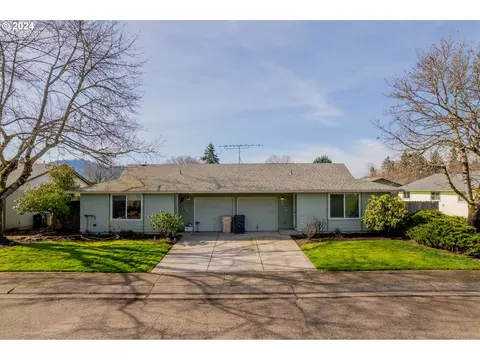 2607 S 7th St, Lebanon, OR 97355