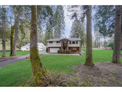 23472 S Trillium Hollow Rd, Oregon City, OR 97045