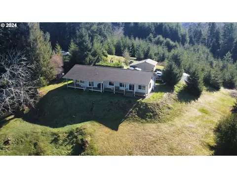82554 Siltcoos Station Rd, Westlake, OR 97493