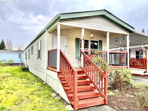191 Cardinal Ln, Kelso, WA 98626