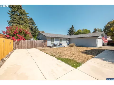 605 E Rose St, Lebanon, OR 97355