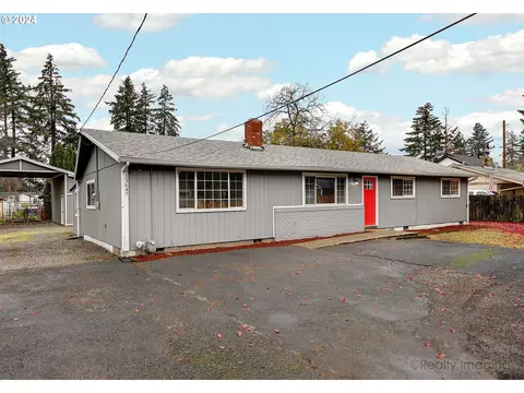 13647 SE Rhone St, Portland, OR 97236