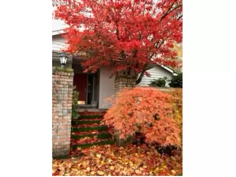 8680 SW Carmel Cir, Wilsonville, OR 97070