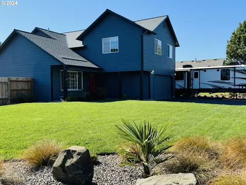 1994 Zachris Ct, Keizer, OR 97303