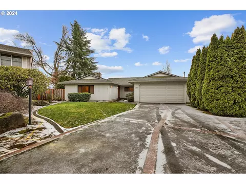 6850 SW Molalla Bend Rd, Wilsonville, OR 97070