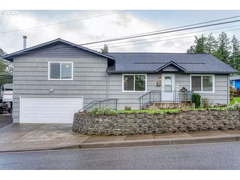 303 Trail St, Gaston, OR 97119