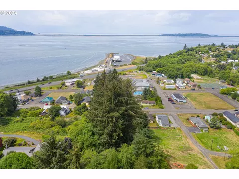 4900 C St, Bay City, OR 97107