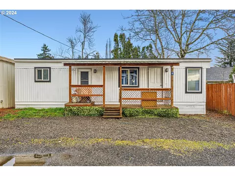 7227 SE Flavel St #6, Portland, OR 97206