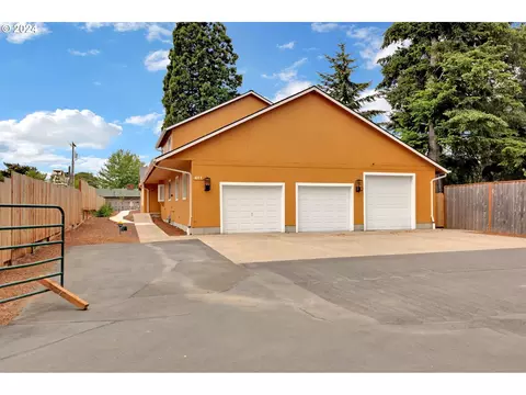 611 Rosewood Ave, Eugene, OR 97404