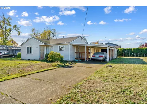 2038 17th St, Springfield, OR 97477