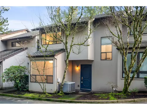 3101 Mcnary Pkwy #6, Lake Oswego, OR 97035