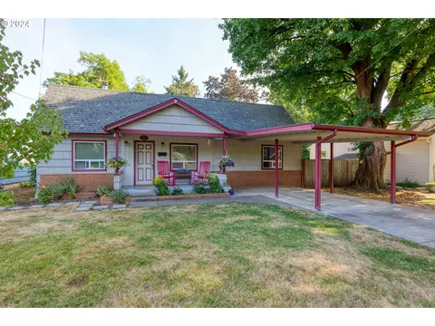 561 Arthur St, Woodburn, OR 97071