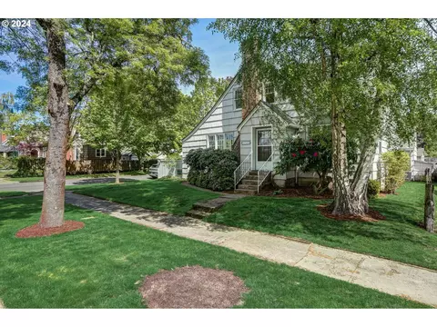 1792 Church St, Salem, OR 97301